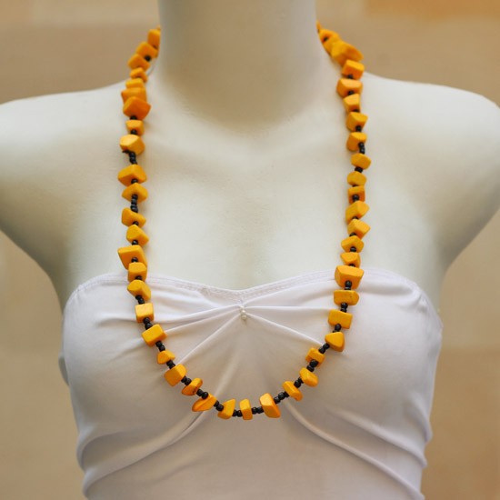 Simple Chain of Yellow Bone