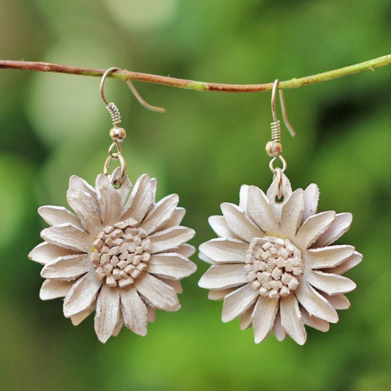 White Sun Flower