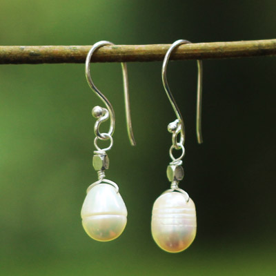 Simple White pearl