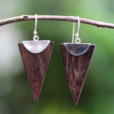 Flat Wooden With Plain Detail