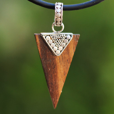 Simply Triangle wooden