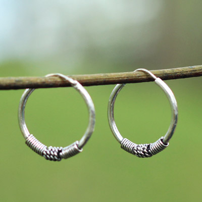 'Wire on wire Earrings 