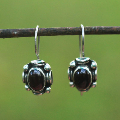 'Garnet Up Wire
