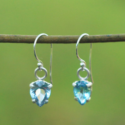 'Simple Aquamarine Pear