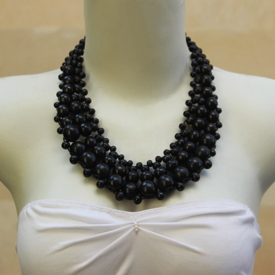Black Balls Wide Chain