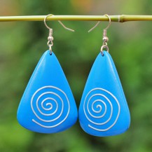 'Blue Triangle Spiral