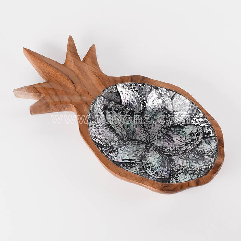 Black Shell Pinepapple
