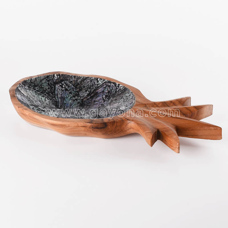 Black Shell Pinepapple